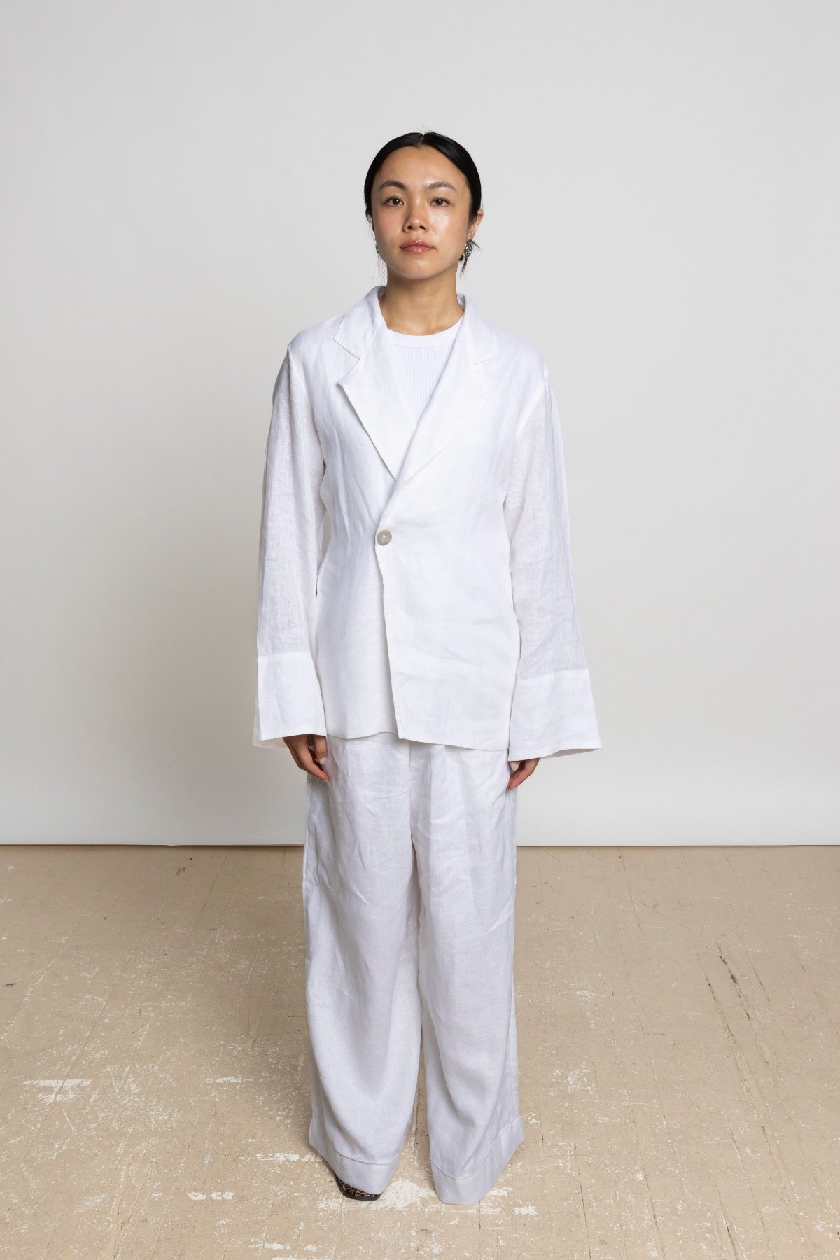 WHITE SAKO LINEN PANTS