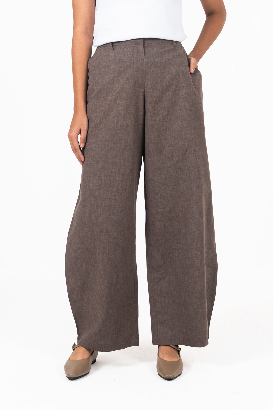 The Loom Cotton Trouser